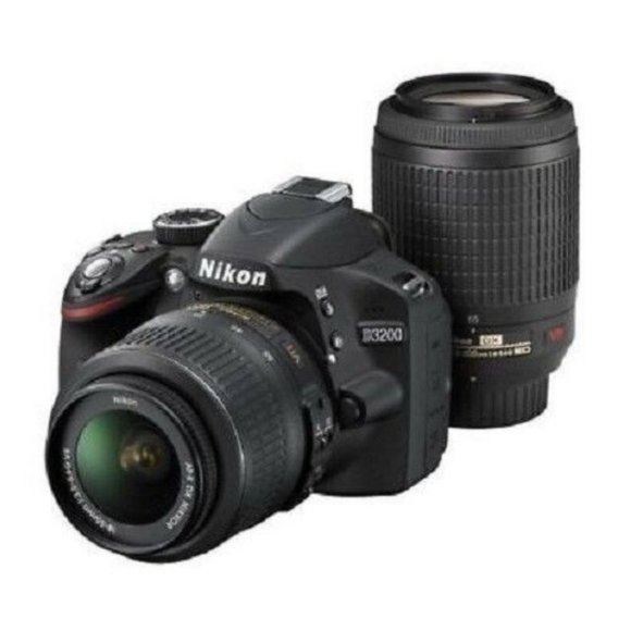 Nikon D3200 with 18-55mm and 55-200mm lenses - Picture 1 of 2